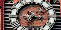 Отказавшись от летнего времени, мы каждый год теряем 200 часов солнца