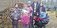 Семья сбежала в другой регион, чтобы государство не отняло детей из-за нищеты