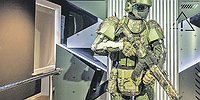 Русский «солдат будущего»: купол над головой, батарея за спиной и добрый Калашников